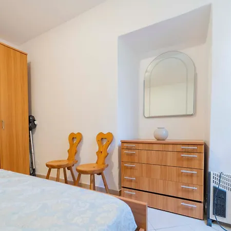 183b - Casa Sissi- 15 Minuti A Piedi Dalla Di Apartament